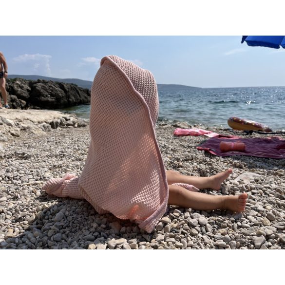 Kapucnis baba törölköző